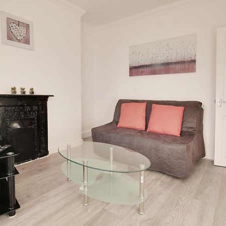 34 New Road Daire Rochester  Dış mekan fotoğraf